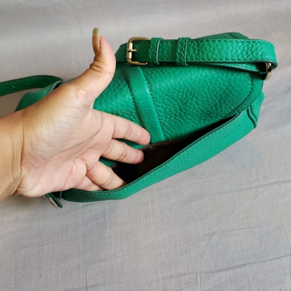 Cole Haan Sling Purse Green Leather Medium - Picture 3 of 7